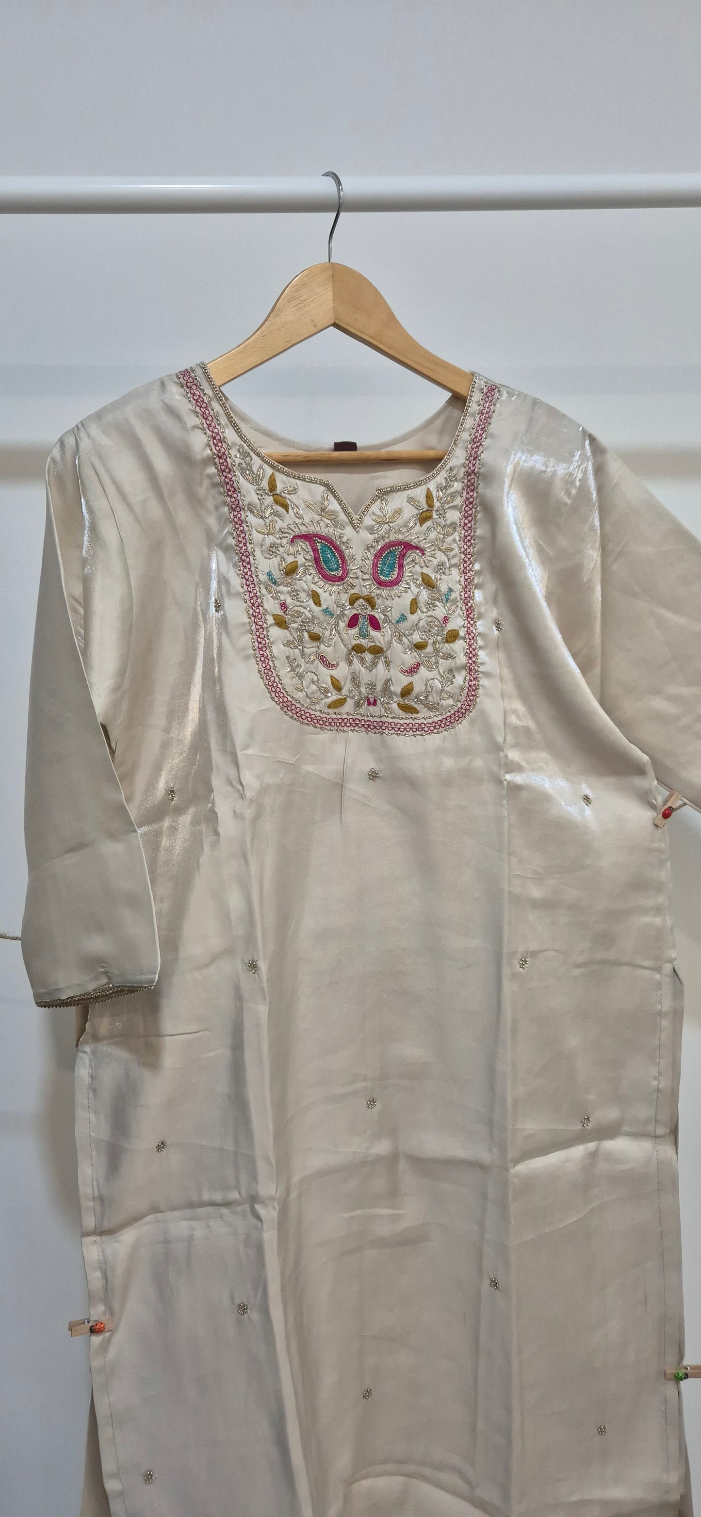 Noor – Pearl Glow Kurta Set (SC2WHAJ-WHITE)