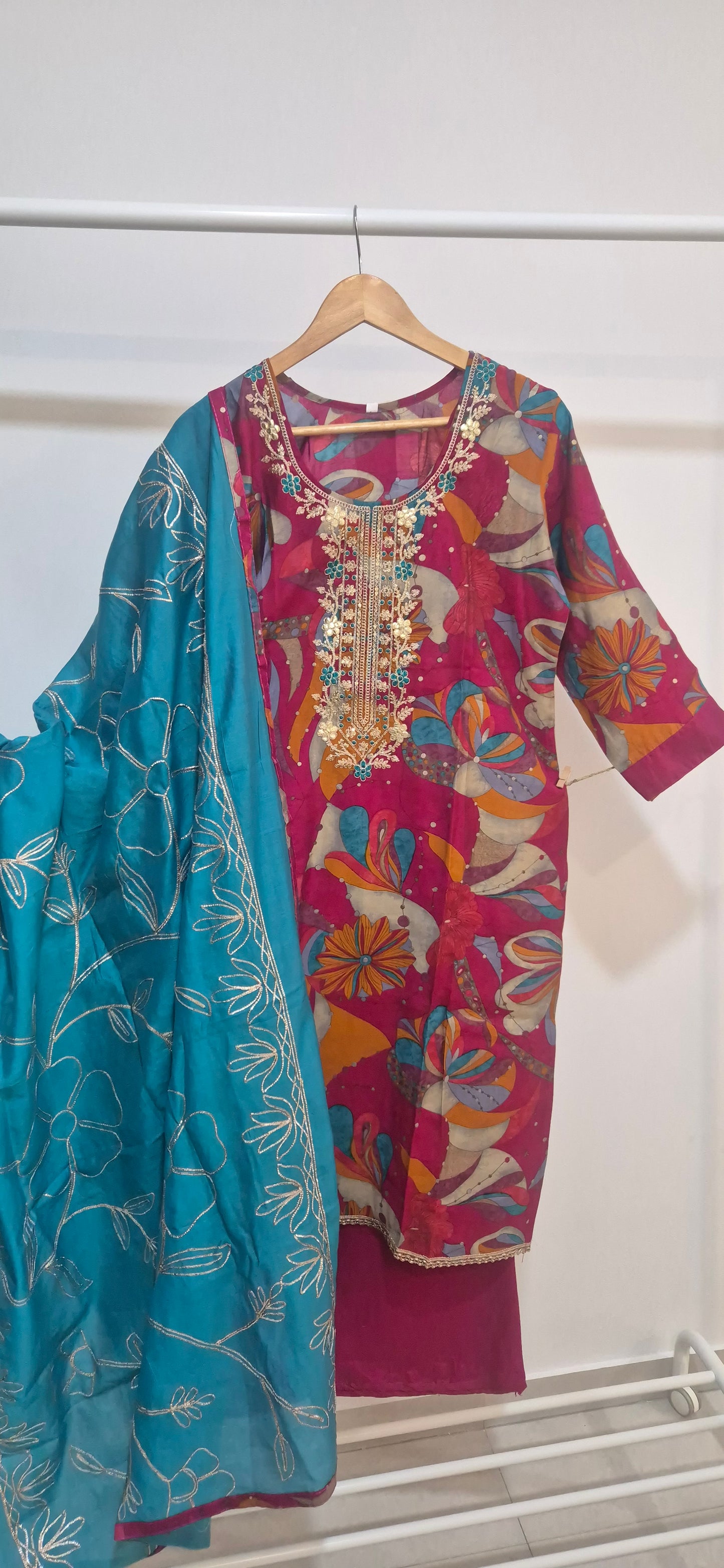 Noor – Gulabi Print Kurta Set (AZ4IER-BLUE)
