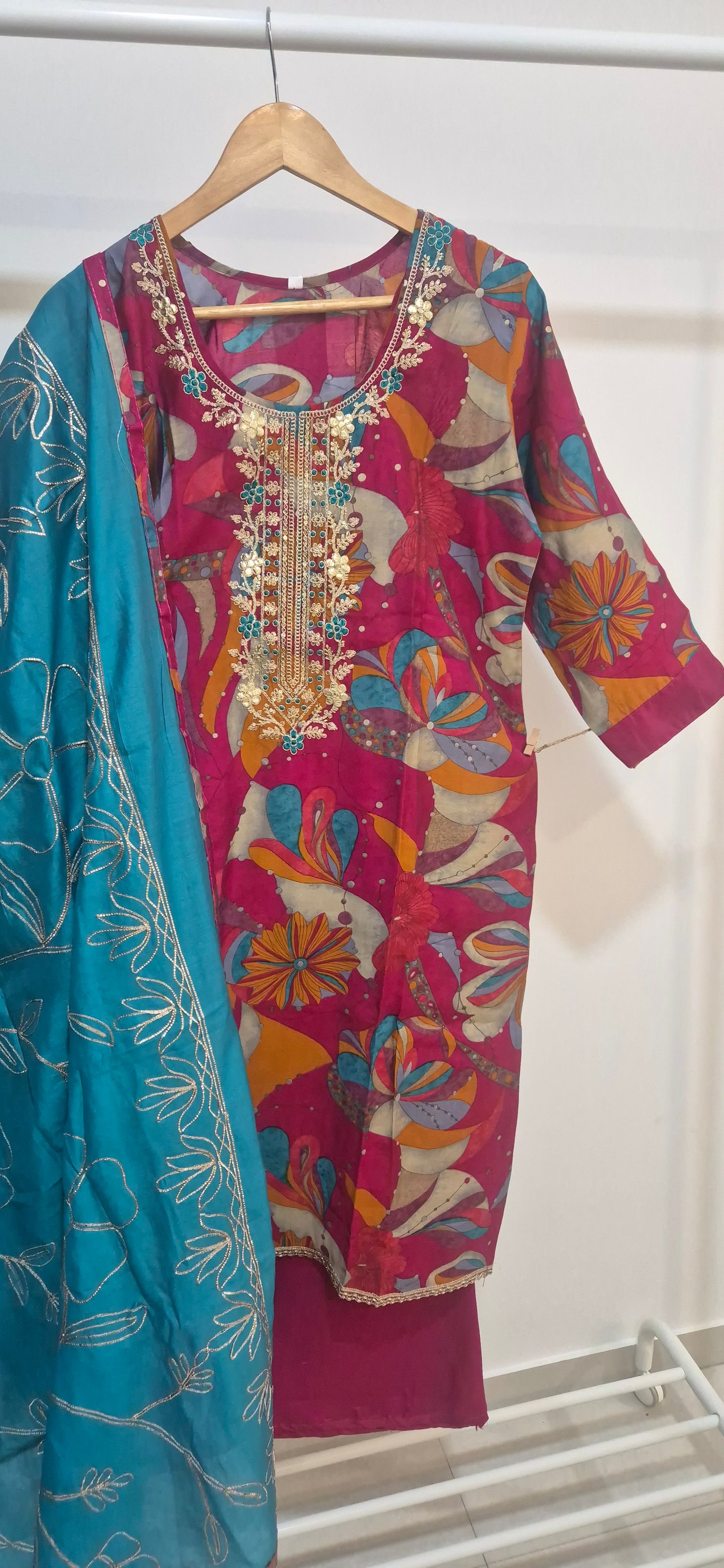 Noor – Gulabi Print Kurta Set (AZ4IER-BLUE)